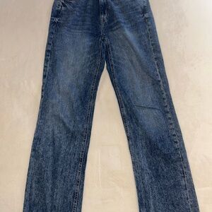 Women’s Classic Straight Leg Jeans in Dark Blue